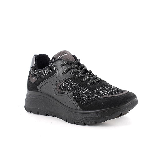 IGI, кроссовки